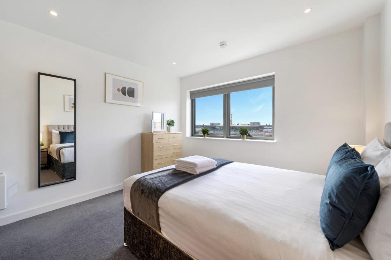 Host & Stay - Waterfront View Liverpool Extérieur photo
